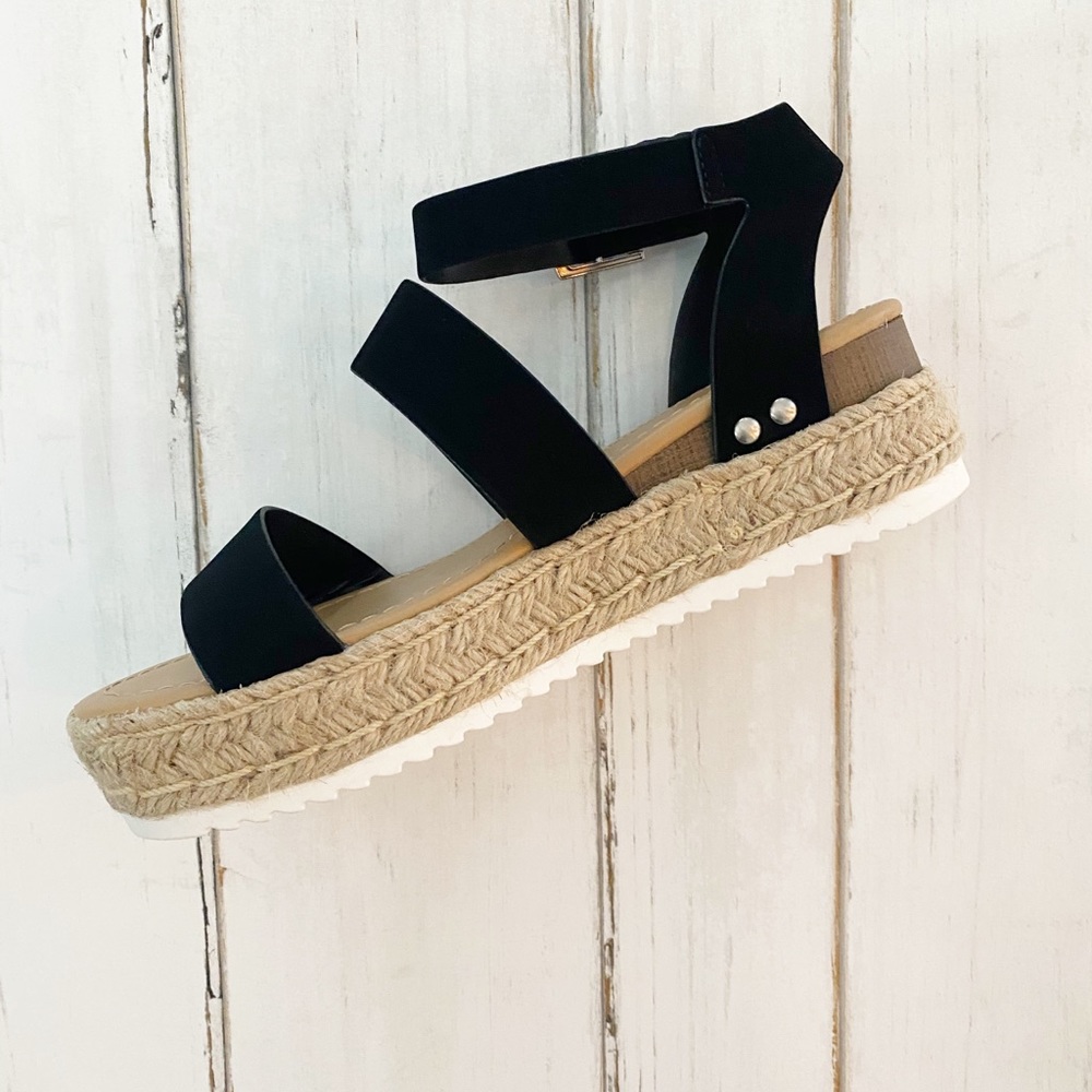 Soda Shoes Black Bryce Espadrille Platform Sandals New Without Box